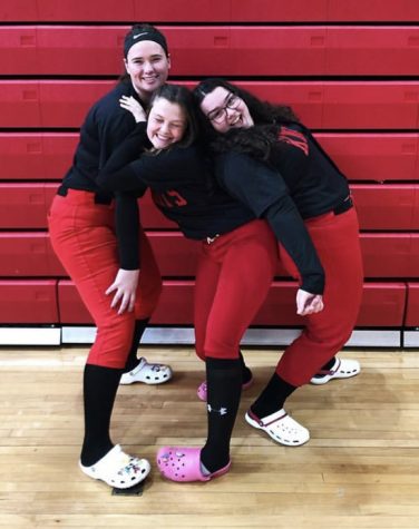 (Softball) Season’s Greetings