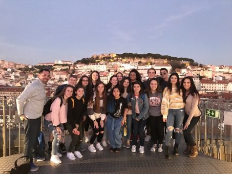 Nineteen FPM Students Experience All That Spain and Portugal Have to Offer